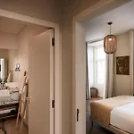 Ando Living - Augusta House 4*
