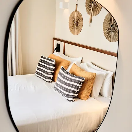 Aparthotel Ando Living - Augusta House 4*