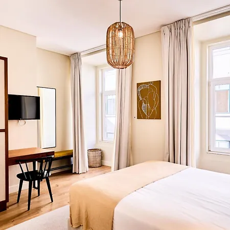 Ando Living - Augusta House アパート *