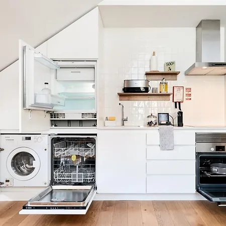 Ando Living - Augusta House Apartment Lisbon