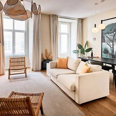 Aparthotel Ando Living - Augusta House 4*