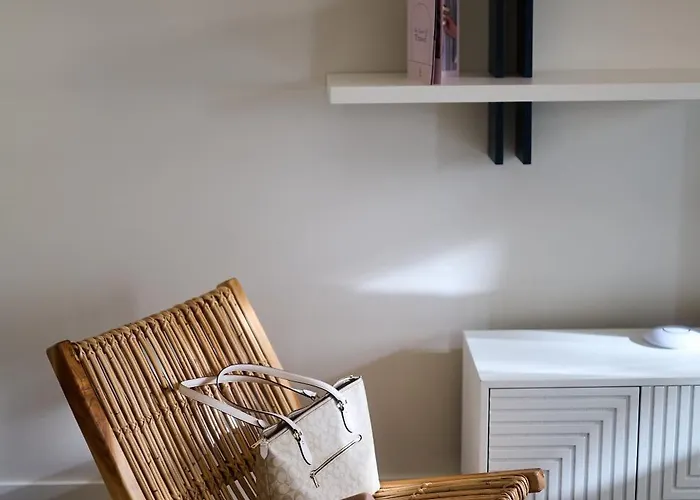 Ando Living - Augusta House 4*