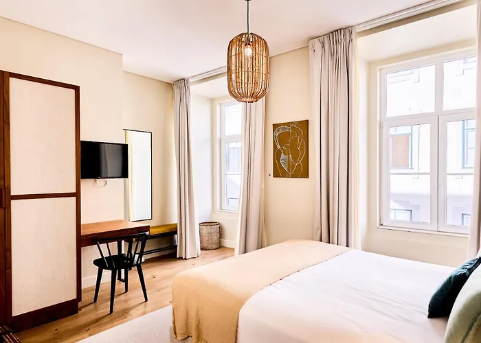 Ando Living - Augusta House Aparthotel 4*
