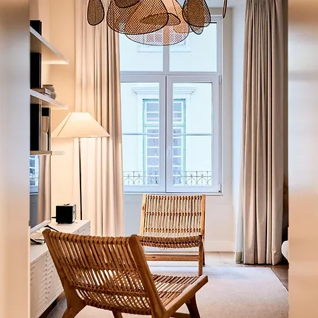 Ando Living - Augusta House מלון דירות 4*