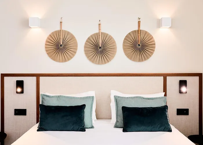 Ando Living - Augusta House 4*