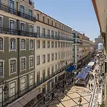 Ando Living - Augusta House Lejlighedshotel