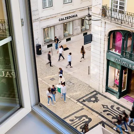 Ando Living - Augusta House Apartment